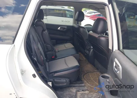 2020 Nissan Pathfinder Sv 4Wd z USA, uszkodzony, nr VIN 5N1DR2BM7LC623522